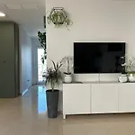 Leo Free Parking - President Palace * Μπρατισλάβα