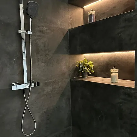 Leo Free Parking - President Palace Apartament *