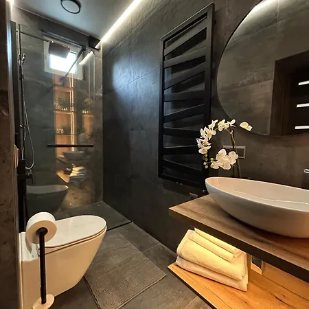 Leo Free Parking - President Palace Lägenhet Bratislava