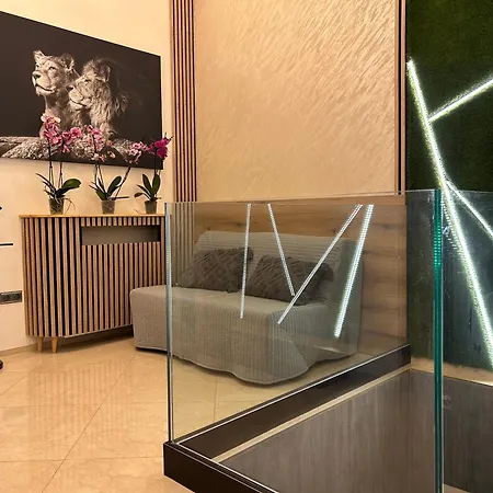 Leo Free Parking - President Palace Apartment *