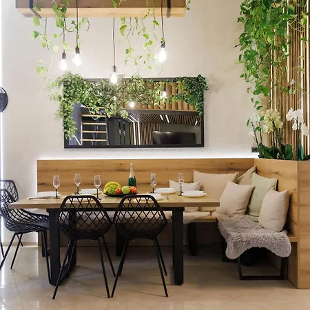 Leo Free Parking - President Palace * Bratysława