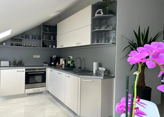 Apartment Leo Free Parking - President Palace Bratislava