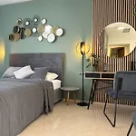 Apartment Leo Free Parking - President Palace Pressburg