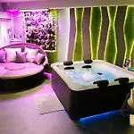 Apartment Leo Free Parking - President Palace